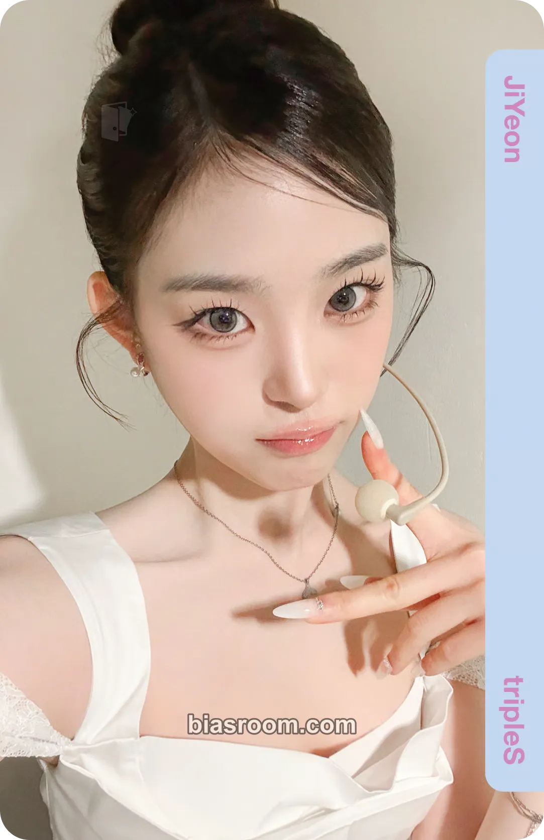 Jiyeon tripleS 1st Asia Tour: My Secret New Zone Photocard - tripleS - tripleS K-pop photocard
