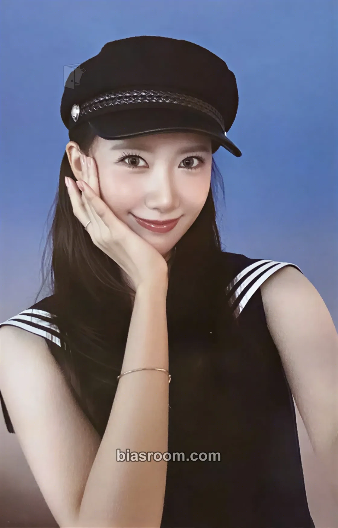 Yoona Season's Greetings 2026 Photocard - Girls' Generation - Girls' Generation K-pop photocard