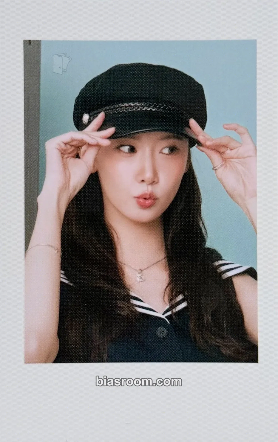 Yoona Season's Greetings 2026 Photocard - Girls' Generation - Girls' Generation K-pop photocard