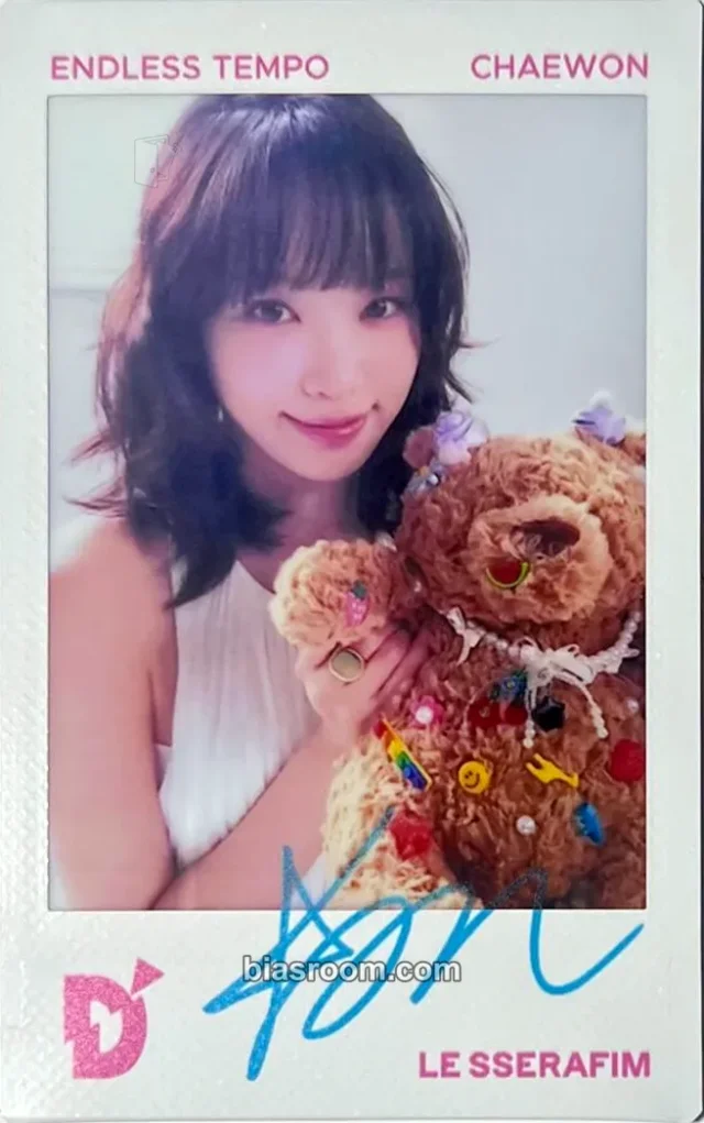 LE SSERAFIM - Kim Chaewon - D'ICON Issue N°32 Other polaroid merch pop-up store japan
