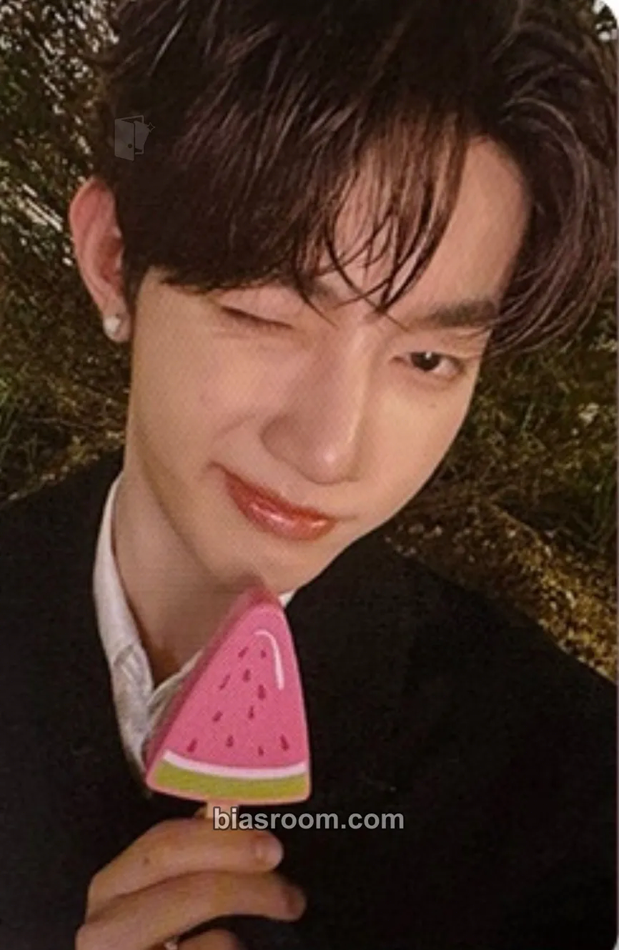 Hao Cinema Paradise Photocard - ZEROBASEONE - ZEROBASEONE K-pop photocard