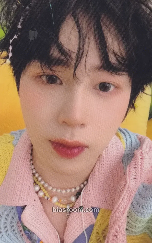 Ha Sung Woon Strange World Photocard - Ha Sung Woon K-pop photocard