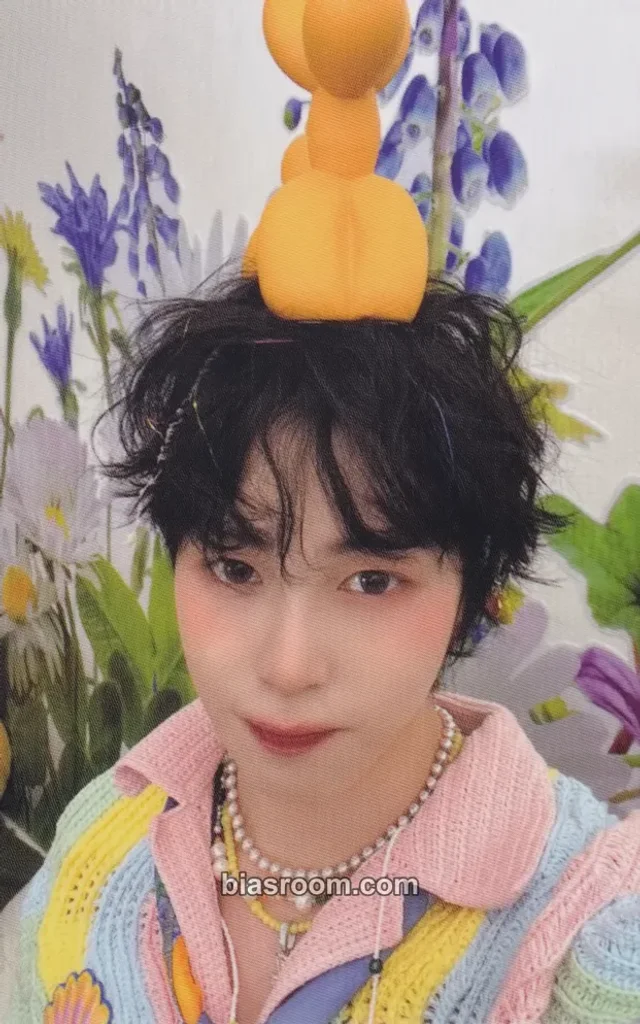 Ha Sung Woon - Ha Sung Woon - Strange World Album album photocard photobook version double-sided