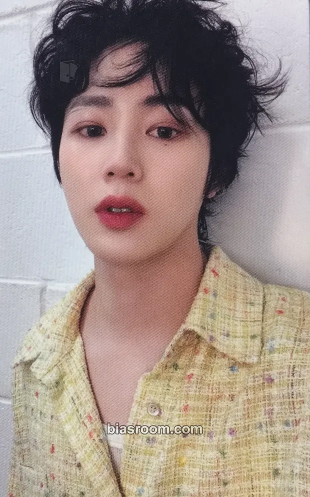 Ha Sung Woon Strange World Photocard - Ha Sung Woon K-pop photocard