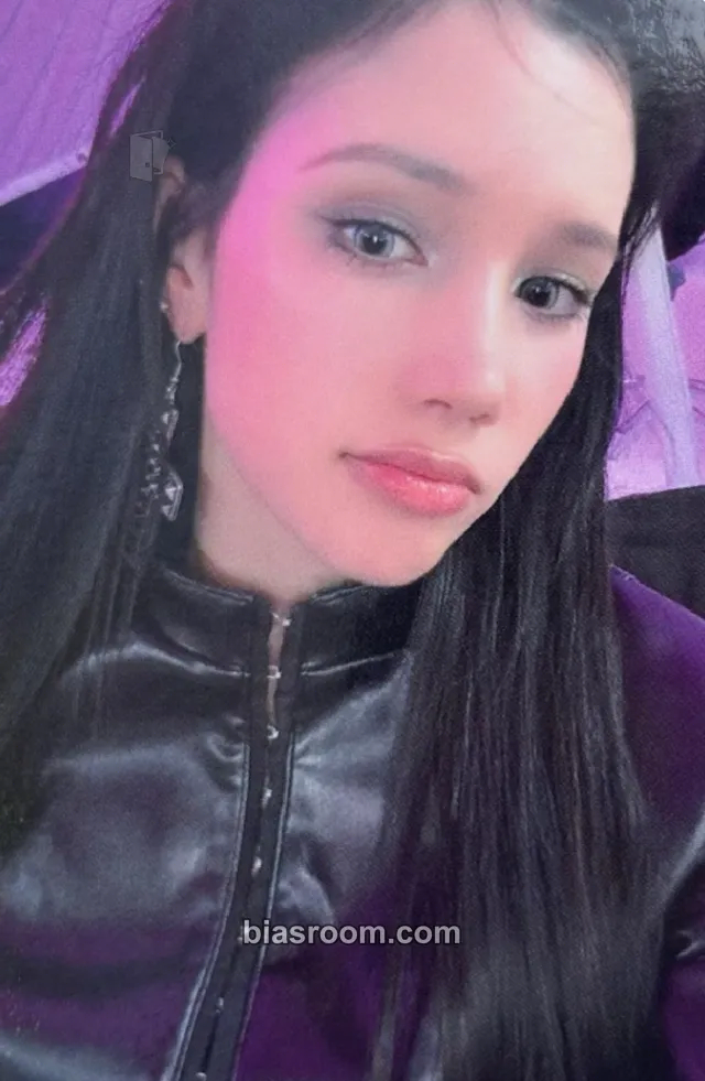 Huening Bahiyyih Crack Code Photocard - Kep1er - Kep1er K-pop photocard