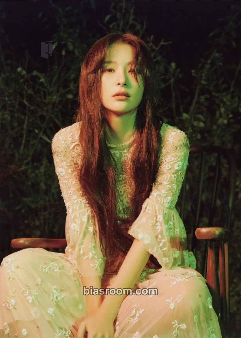 Seulgi The ReVe Festival: Finale Photocard - Red Velvet - Red Velvet K-pop photocard