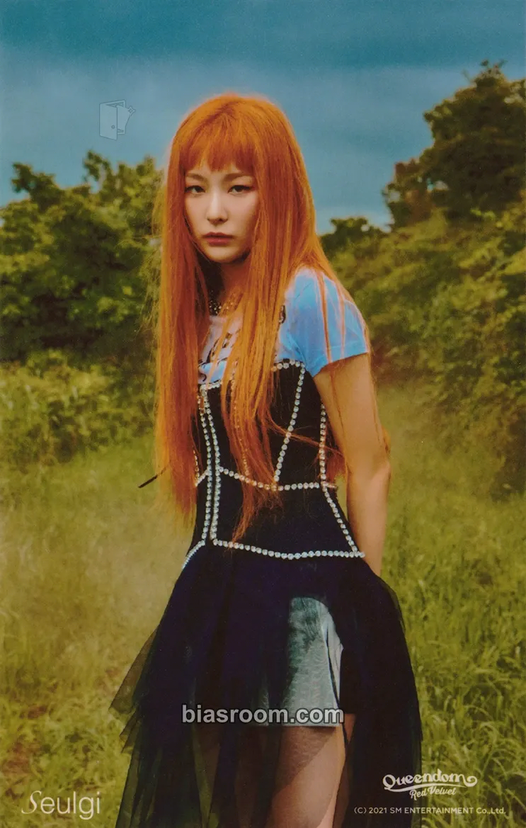Seulgi Queendom Photocard - Red Velvet - Red Velvet K-pop photocard