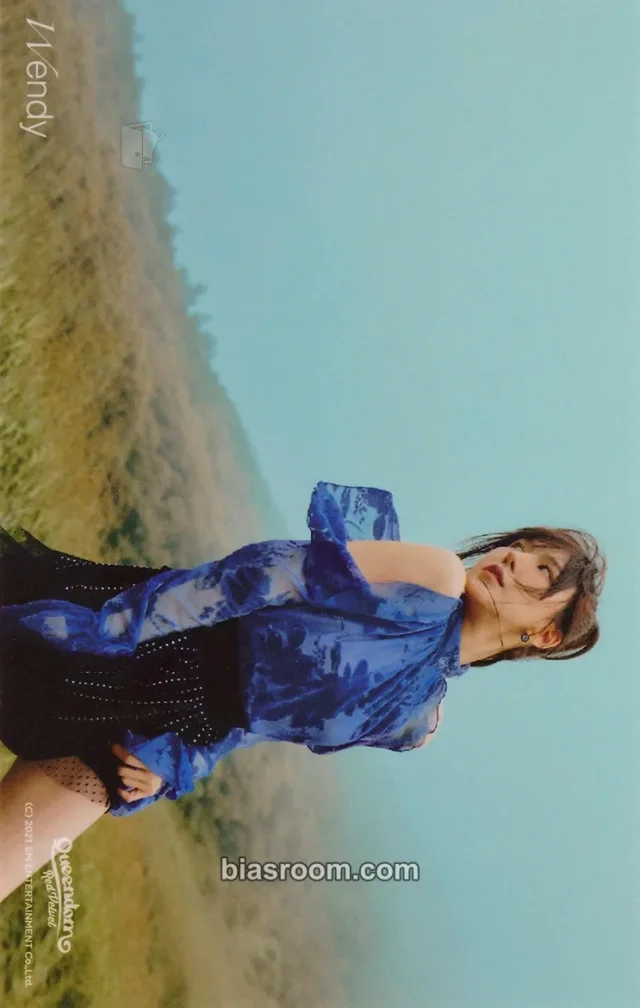 Red Velvet - Wendy - Queendom Album photo set 4x6 photo merch horizontal