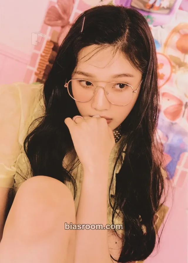 Red Velvet - Joy - Queendom Album large postcard merch