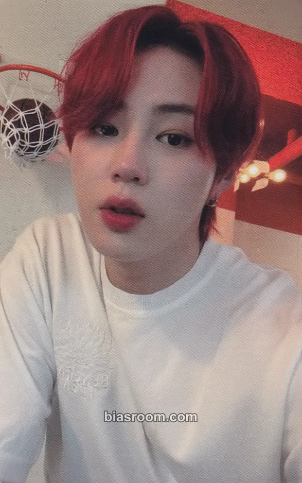 Ha Sung Woon Strange World Photocard - Ha Sung Woon K-pop photocard
