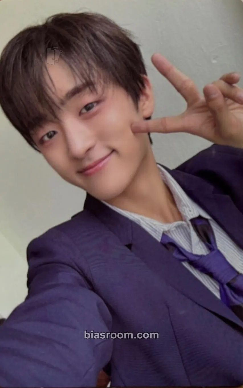 Jinsu AWAKENING Photocard - LUN8 - LUN8 K-pop photocard