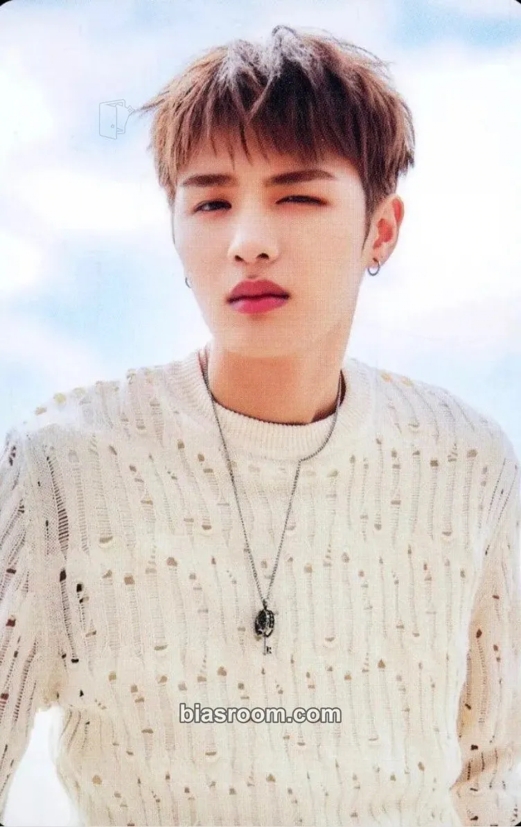 Ji Eunho Evergreen Photocard - LUN8 - LUN8 K-pop photocard