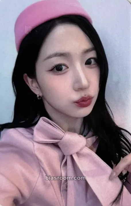 Haewon Blue Valentine Photocard - NMIXX - NMIXX K-pop photocard