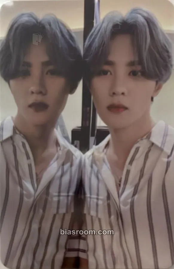Kun Awaken The World Photocard - WayV - WayV K-pop photocard