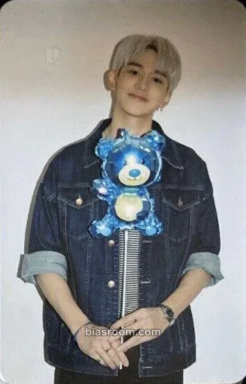 Lucas Awaken The World Photocard - WayV - WayV K-pop photocard