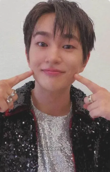 Onew FLOW Photocard - SHINee - SHINee K-pop photocard