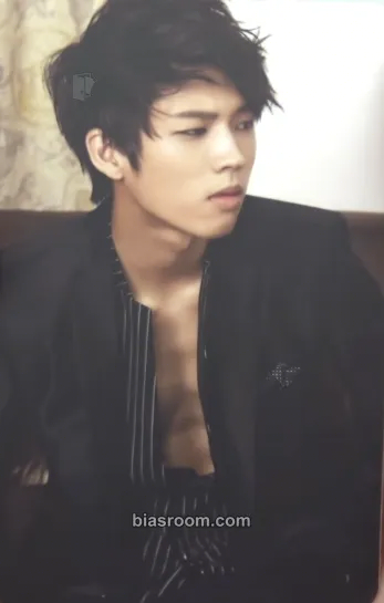 Woohyun Paradise Photocard - INFINITE - INFINITE K-pop photocard