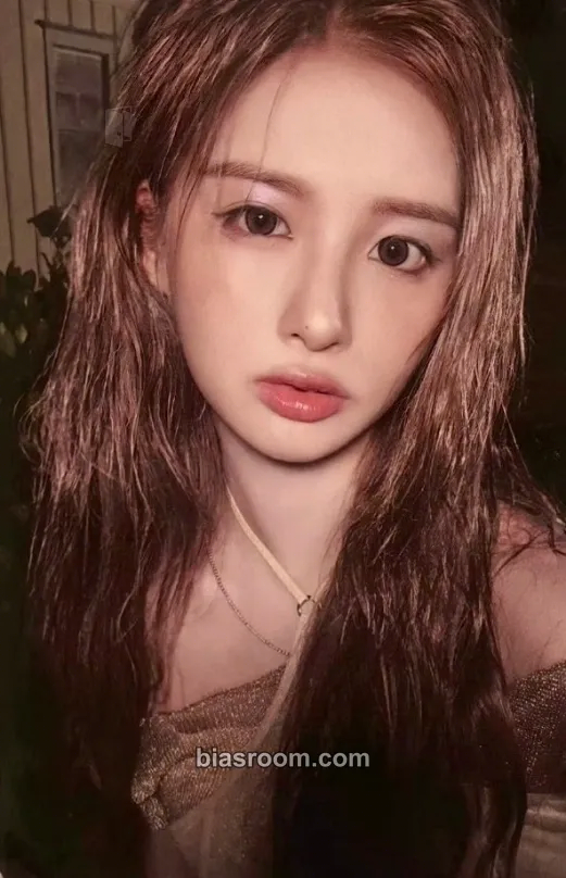 Sullyoon Blue Valentine Photocard - NMIXX - NMIXX K-pop photocard