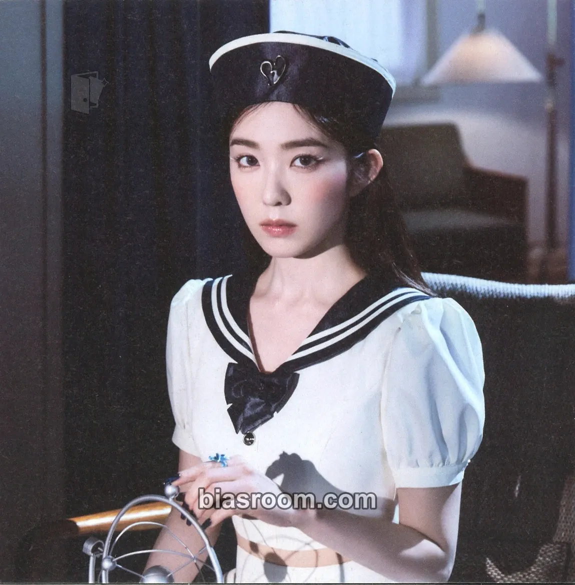 Irene Cosmic Photocard - Red Velvet - Red Velvet K-pop photocard
