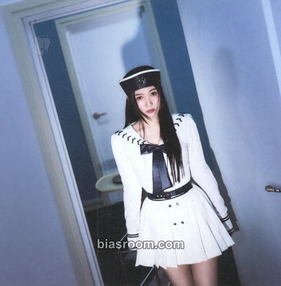Joy Cosmic Photocard - Red Velvet - Red Velvet K-pop photocard