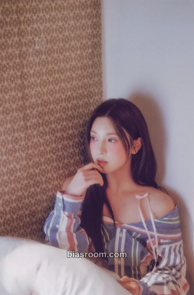 NMIXX - Bae - A Midsummer’s NMIXX’s Dream Album digipack version member version postcard postcard set album inclusion