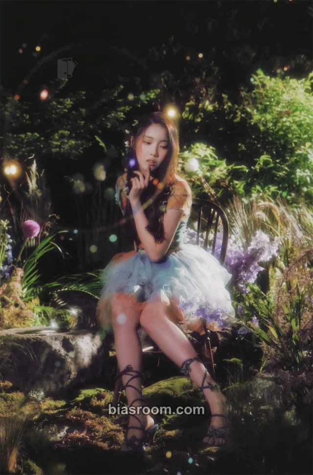 NMIXX - Jiwoo - A Midsummer’s NMIXX’s Dream Album digipack version member version postcard postcard set album inclusion