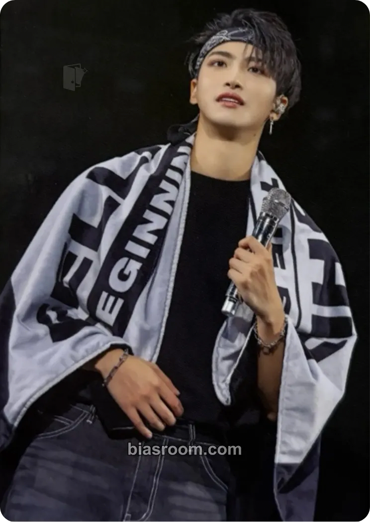 Seonghwa The Fellowship : Beginning of the End in Japan DVD/Blu-Ray Photocard - ATEEZ - ATEEZ K-pop photocard