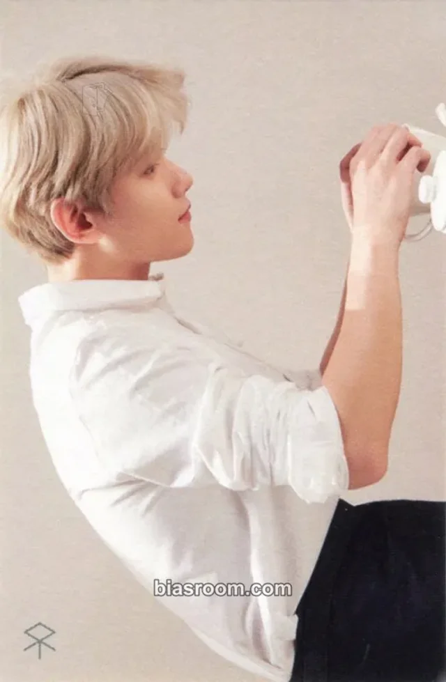 EXO - Baekhyun - UNIVERSE — MD Other merch photocard mug