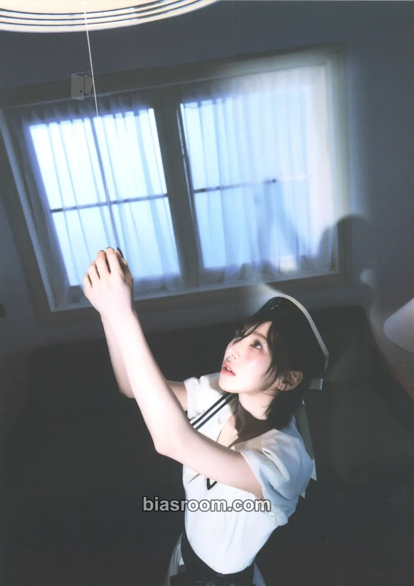 Wendy Cosmic Photocard - Red Velvet - Red Velvet K-pop photocard