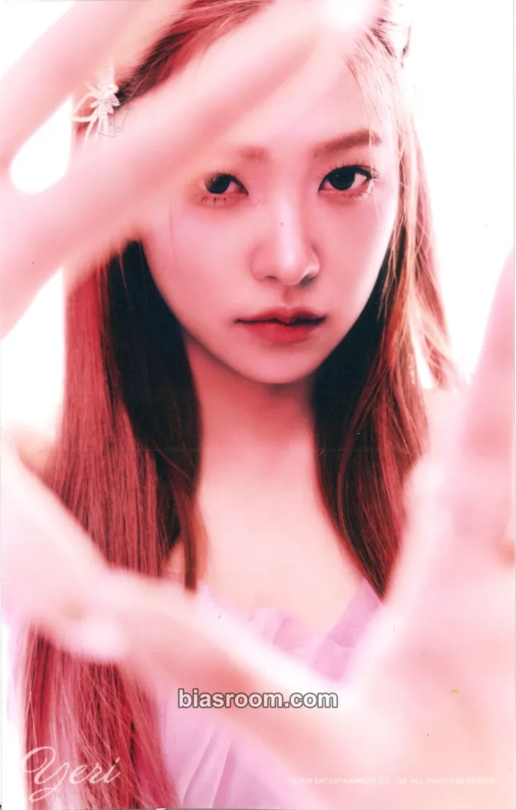 Yeri Cosmic Photocard - Red Velvet - Red Velvet K-pop photocard