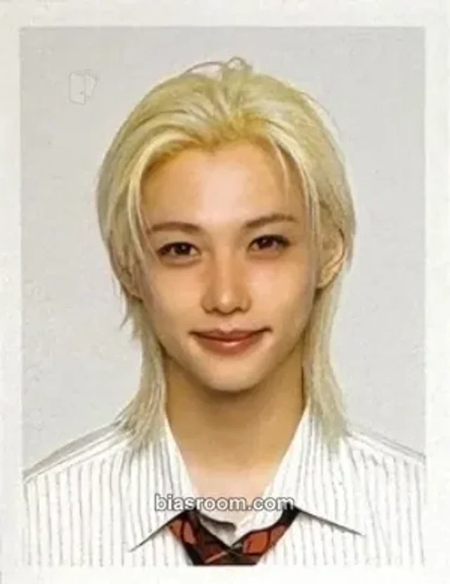 Stray Kids - Felix - PEPERO X Stray Kids Other id photo miniso brand collaboration