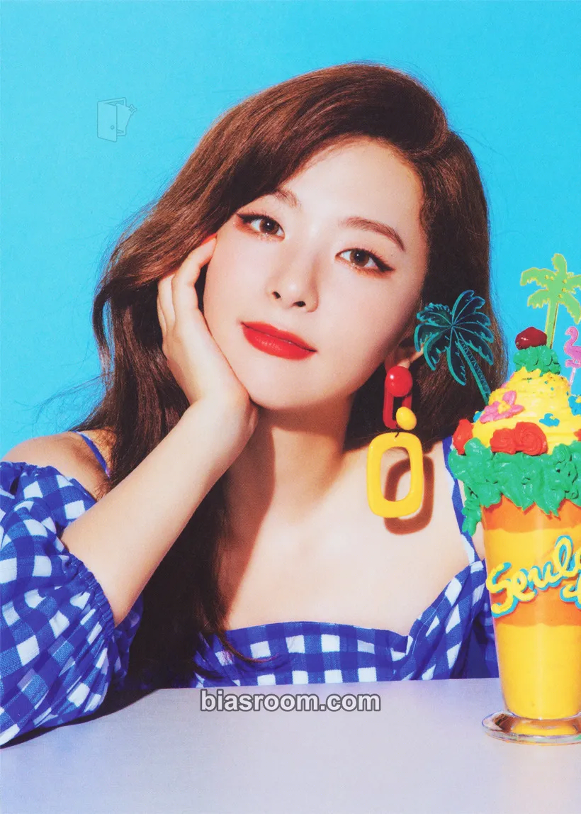 Seulgi Summer Magic Photocard - Red Velvet - Red Velvet K-pop photocard