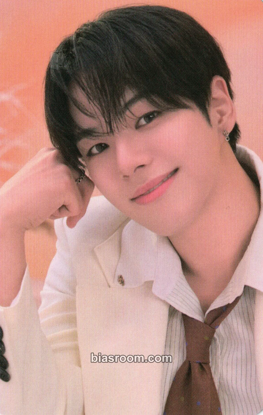 Yoon Jaehyuk Pulse on Tour Photocard - TREASURE - TREASURE K-pop photocard