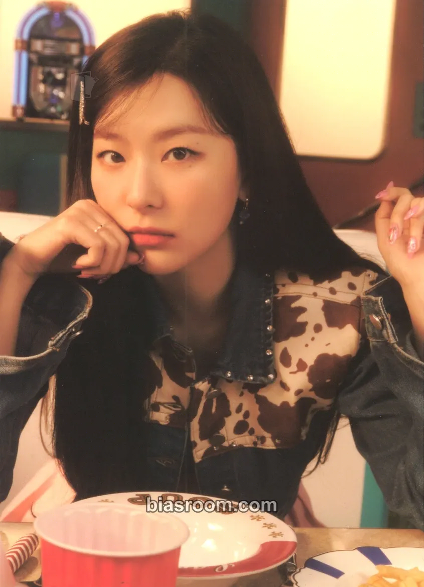 Seulgi SMTown Live 2022: SMCU Express Photocard - Red Velvet - Red Velvet K-pop photocard