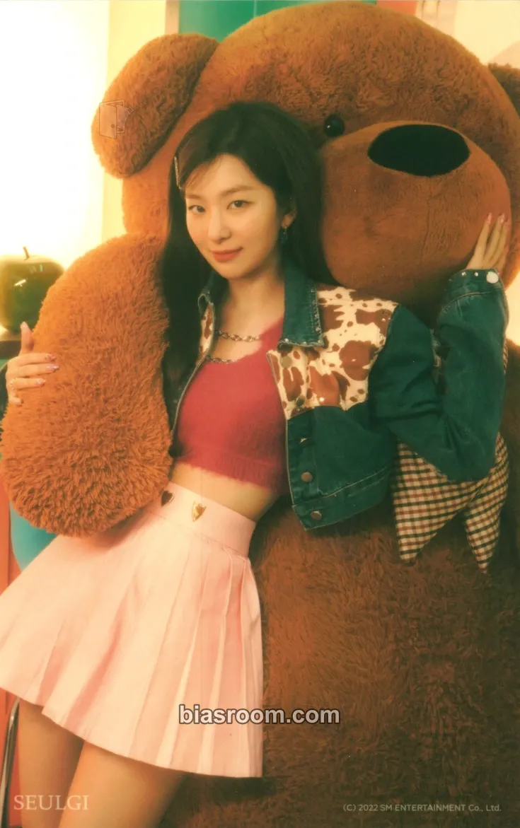 Seulgi SMTown Live 2022: SMCU Express Photocard - Red Velvet - Red Velvet K-pop photocard
