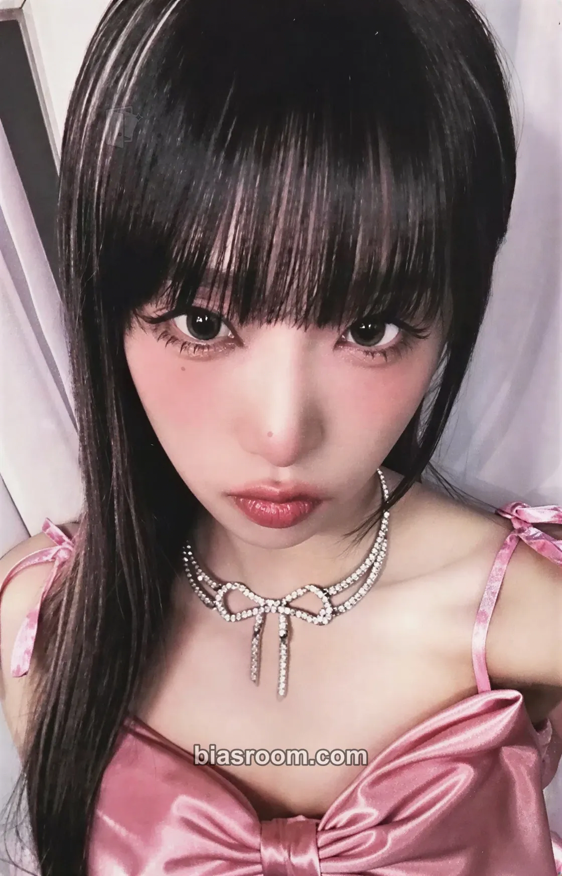 Yena 2025 Yena 1st Concert "Travelling To The World!" Photocard - Yena K-pop photocard