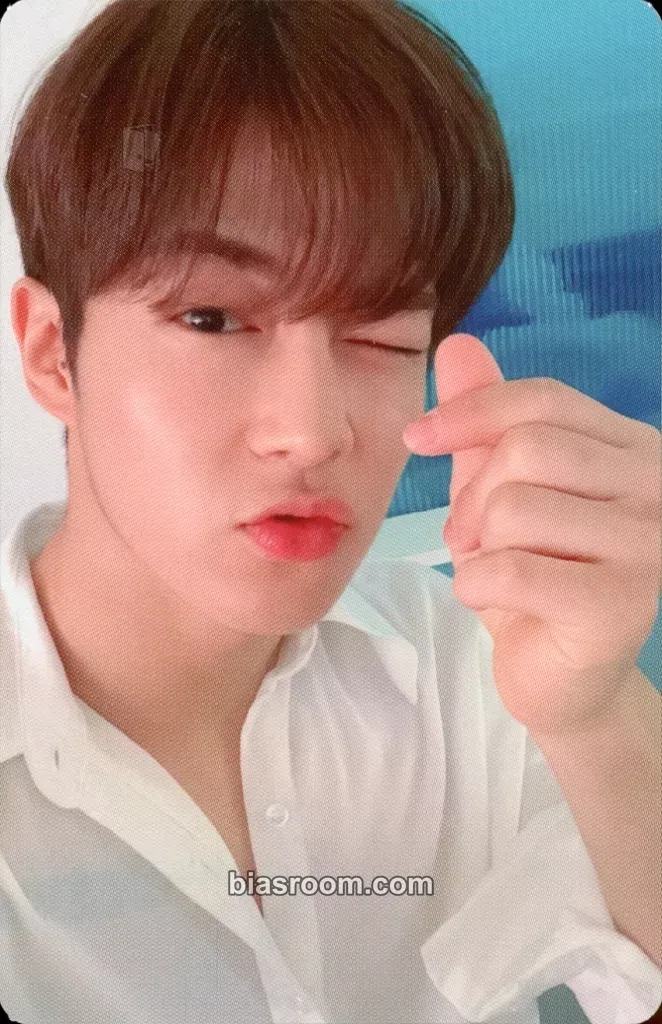 Dawon SF9 4th Fanclub Fantasia Hologram Photocard - SF9 - SF9 K-pop photocard