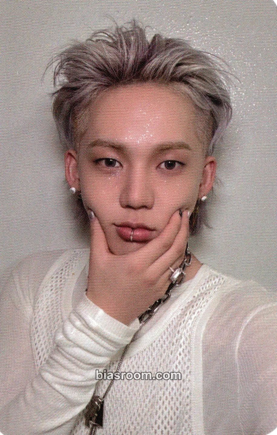 Choi Hyunsuk Pulse on Tour Photocard - TREASURE - TREASURE K-pop photocard