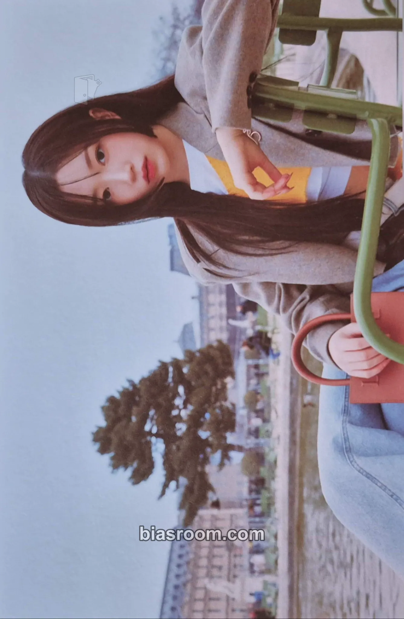 Haewon MIXXPEDIA : PICK PARIS Photocard - NMIXX - NMIXX K-pop photocard
