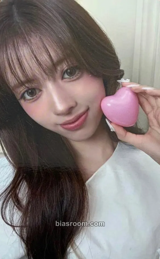 Rima New Emotion Photocard - NiziU - NiziU K-pop photocard