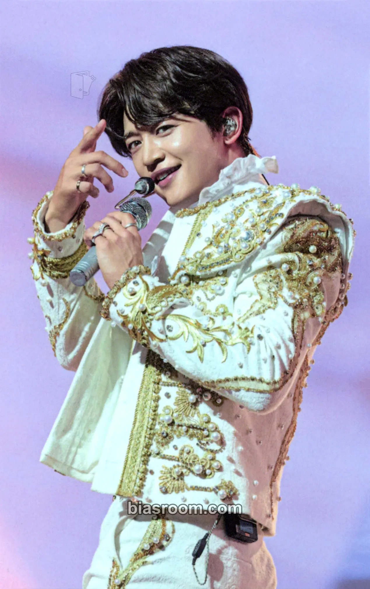 Minho SHINee World VI: Perfect Illumination Photocard - SHINee - SHINee K-pop photocard