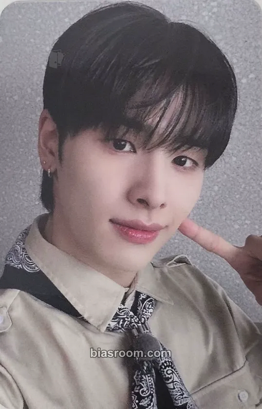 Haru Ride the Vibe Photocard - NEXZ - NEXZ K-pop photocard