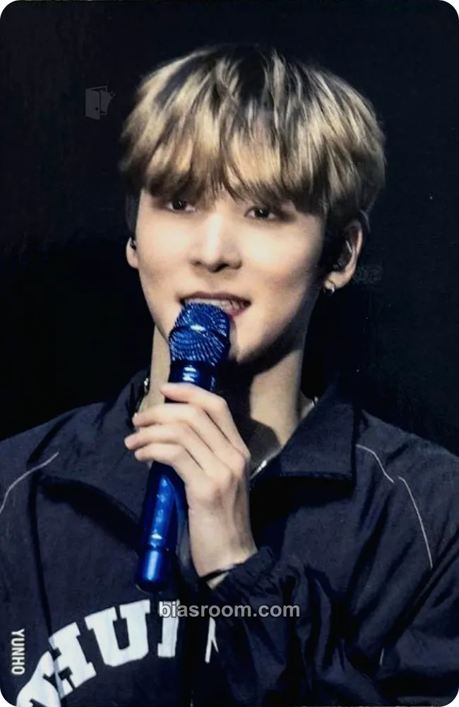 Yunho The Fellowship : Break The Wall in Japan DVD/Blu-Ray Box 1 Photocard - ATEEZ - ATEEZ K-pop photocard