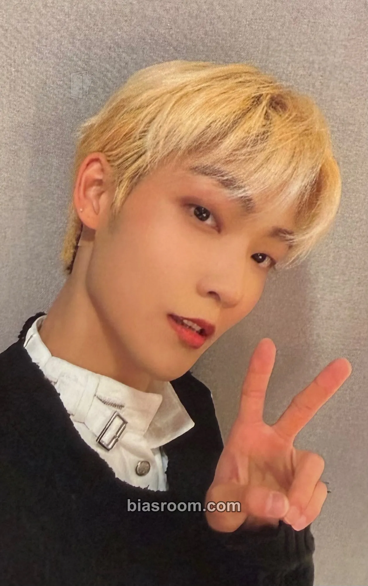 Kevin World Tour: The B-Zone Photocard - THE BOYZ - THE BOYZ K-pop photocard