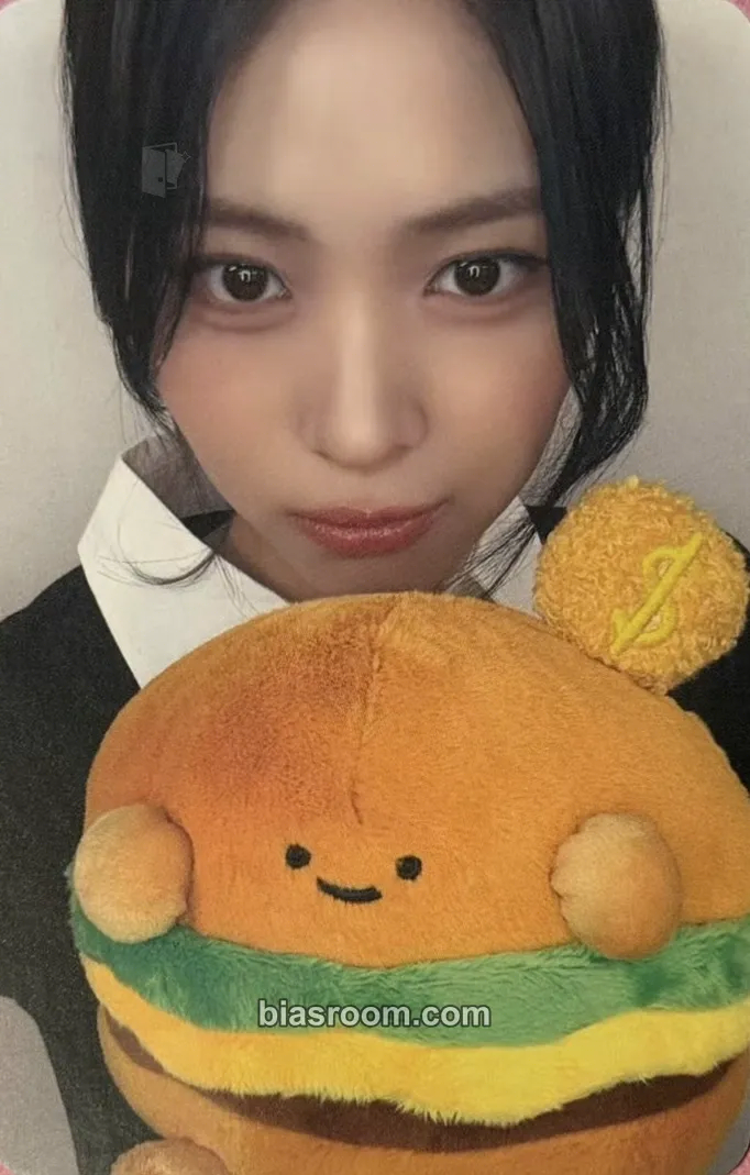 Ryujin TUNNEL VISION Photocard - ITZY - ITZY K-pop photocard