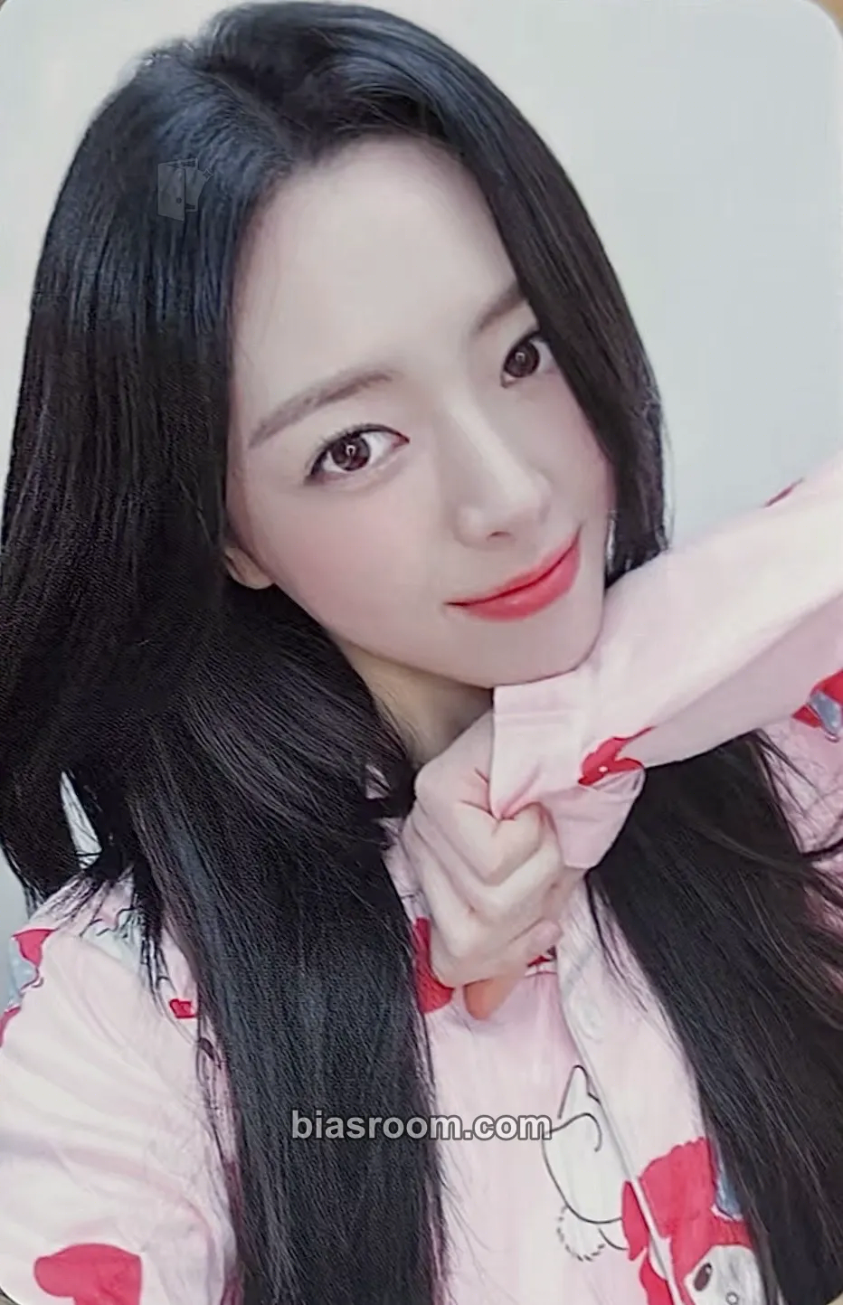Yuna TUNNEL VISION Photocard - ITZY - ITZY K-pop photocard