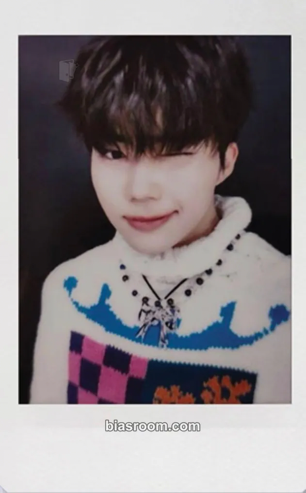 Gunwook Melting Point Photocard - ZEROBASEONE - ZEROBASEONE K-pop photocard