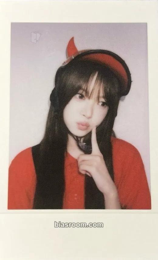 Hong Eunchae SPAGHETTI Photocard - LE SSERAFIM - LE SSERAFIM K-pop photocard