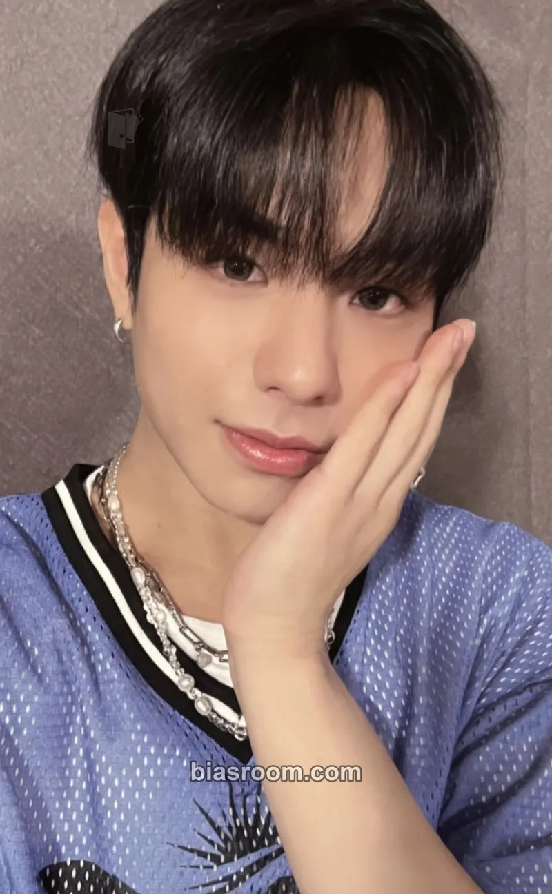 Keita Target: ME Photocard - EVNNE - EVNNE K-pop photocard