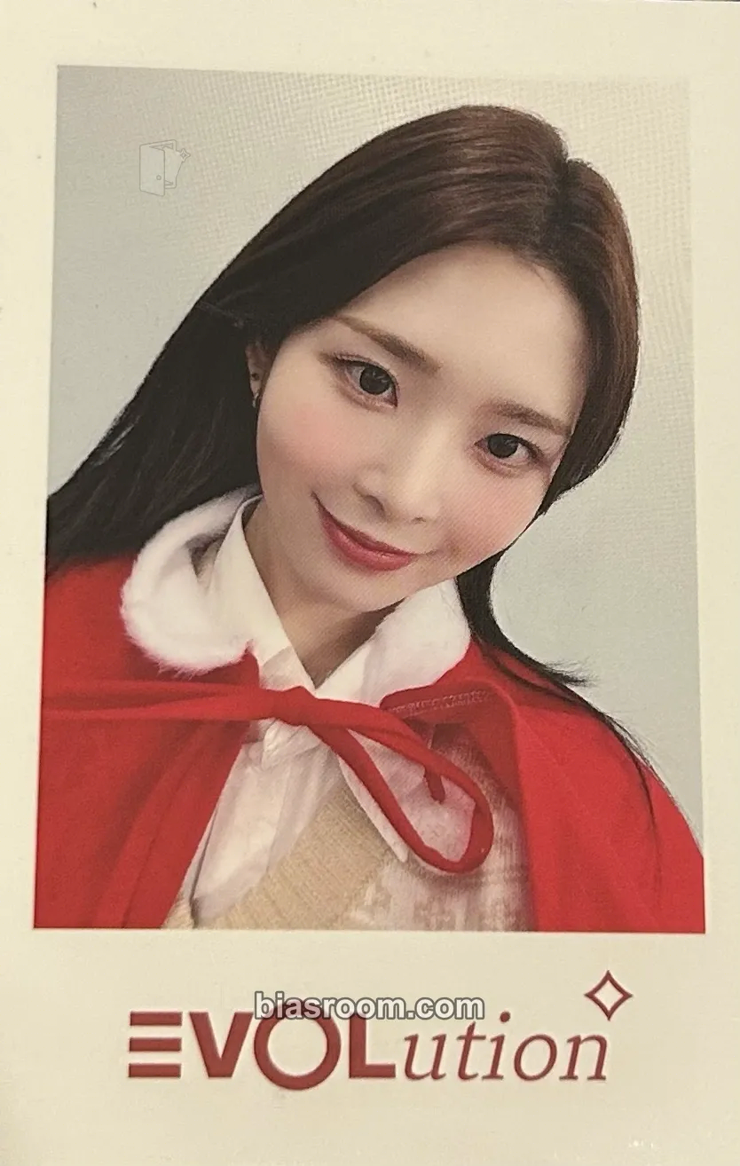 Kotone Mujuk Photocard - tripleS - tripleS K-pop photocard